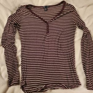 Gap shirt